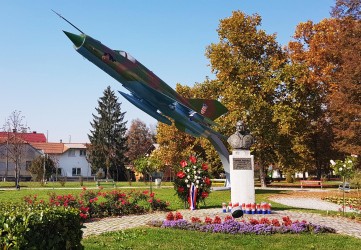 Spomen park Rudolfa Perešina, Autor Jasenka Haleuš